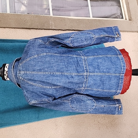 Eddie Bauer Women's Denim Jean Jacket Size small - Picture 4 of 8